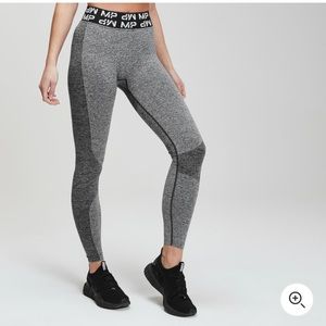 Seamless training leggings